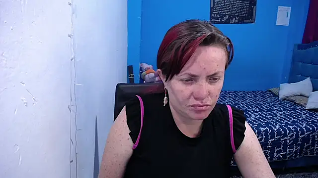 Annelis1 online show from March 3, 7:20 pm