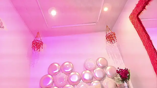 scarlett venom  online show from January 10, 8:02 pm