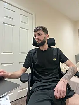 Juliann69Ramiro online show from March 23, 11:22 pm