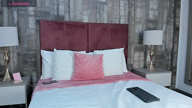 alanna flowers online show from March 6, 8:04 pm