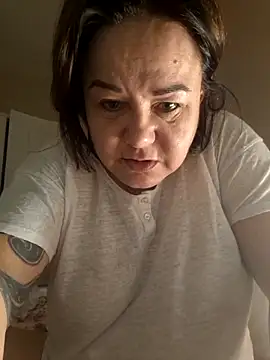 tantriquegirl06 online show from February 25, 1:37 am