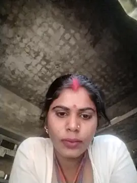 Sexy Rajkumari123 online show from March 3, 7:25 am