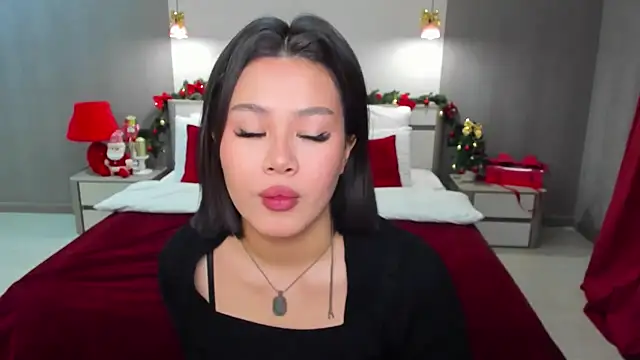 Brunette Charm online show from December 14, 6:25 pm