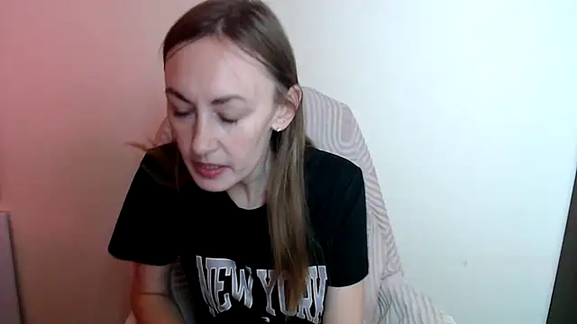LiaSeass  online show from July 4, 12:56 pm