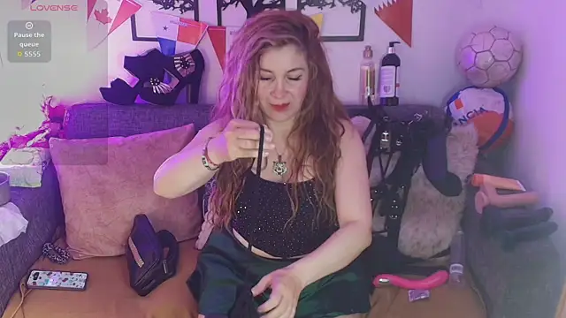 Laura hotmilf online show from July 1, 12:59 pm