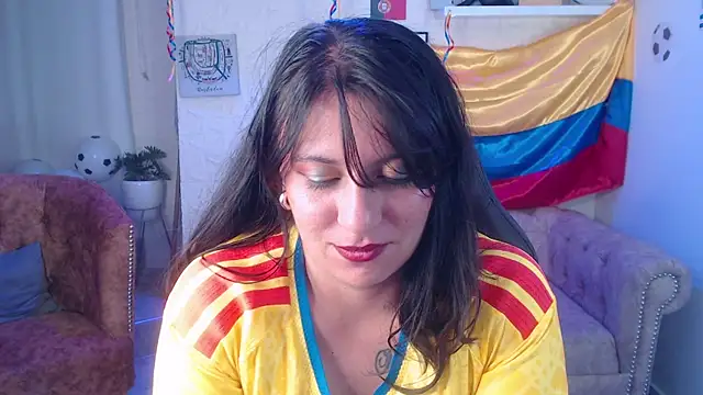 amanda rousee online show from June 18, 9:14 am