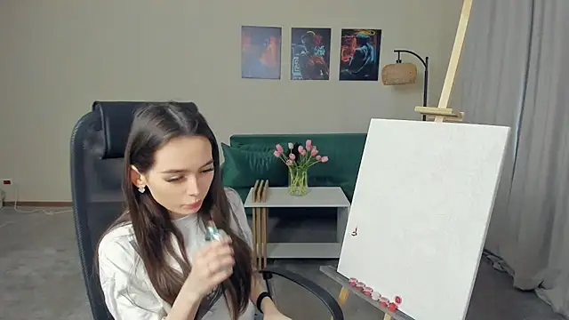 YvonneRobes online show from December 14, 12:11 pm