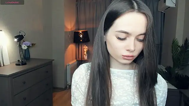 YvonneRobes online show from February 12, 7:37 pm