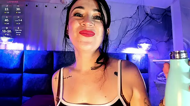 Victoria01  online show from April 29, 3:32 am
