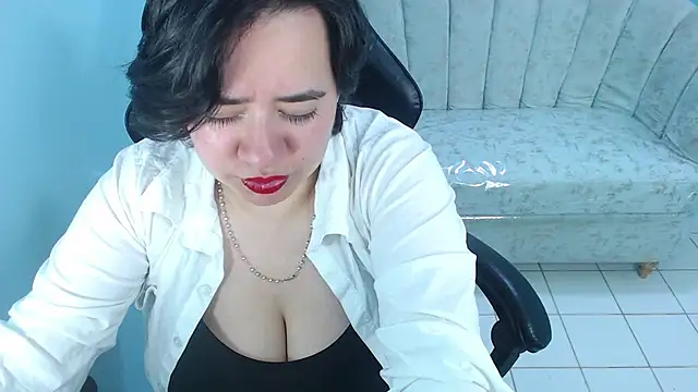 samythomas t online show from March 7, 3:13 am