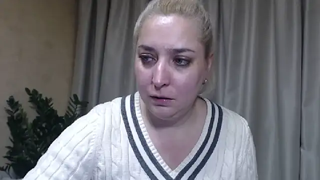 sweetpussy13 online show from November 20, 8:59 am