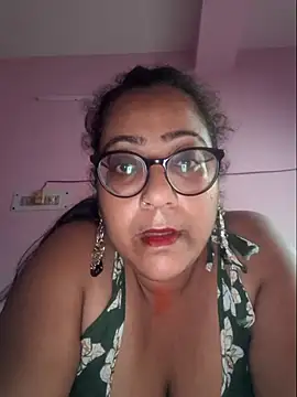 MISTI KOLK online show from July 7, 9:46 am