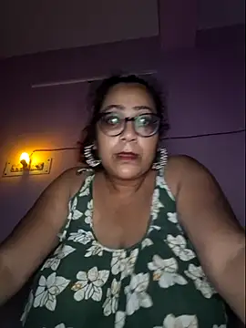 MISTI KOLK online show from July 28, 7:39 pm