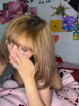 maisie goldxx online show from February 13, 3:30 am