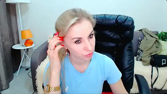 Hanna--Sweet online show from March 1, 3:34 pm