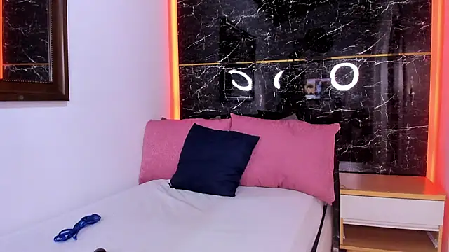 keyla knowles online show from February 2, 9:58 pm