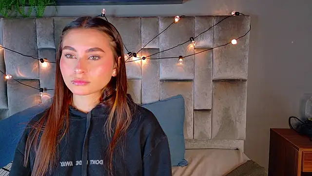 Miia Anderson online show from February 28, 11:53 am