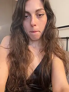 YourSlutQueen online show from February 26, 10:47 am