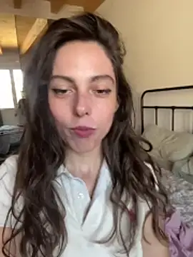 YourSlutQueen online show from June 11, 10:01 am