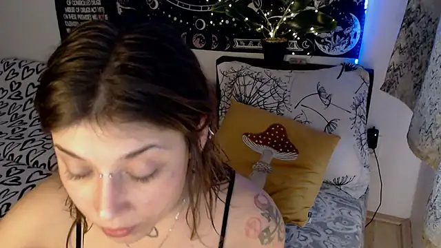 AlienforTwenty online show from March 4, 9:27 am