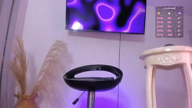 Camila saaenz online show from May 14, 12:44 pm