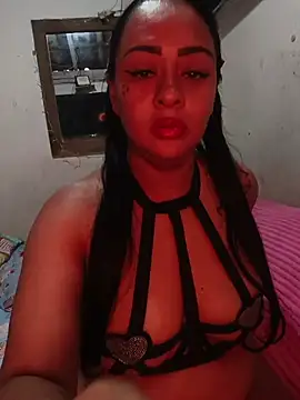 Karen Kemmerr online show from December 17, 8:24 pm