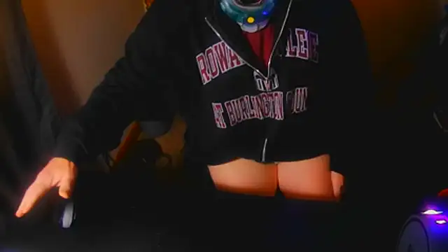 GoodGirlKelly online show from July 11, 1:55 pm