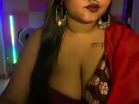 sonal-6 online show from July 17, 8:45 pm