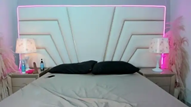 Zara Vidal online show from March 7, 3:24 am