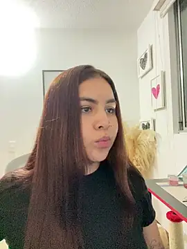 Zarahs Blare1 online show from June 9, 12:21 am