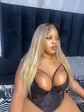 THICKBARBIE32 online show from July 23, 2:42 am