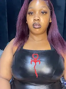 THICKBARBIE32 online show from July 3, 8:37 pm