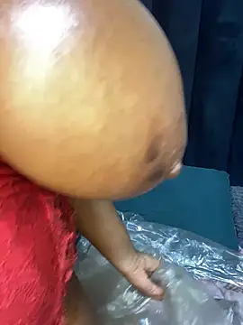 THICKBARBIE32 online show from June 13, 3:04 am