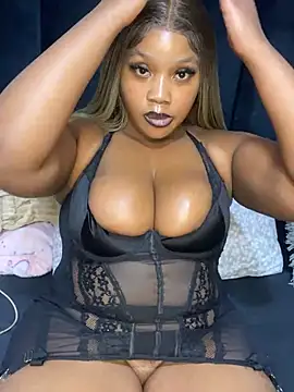 THICKBARBIE32 online show from July 20, 10:21 pm
