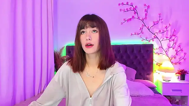 MilanaHotts online show from July 22, 5:08 am