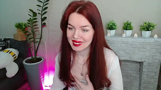 hot neighbor online show from March 4, 7:37 am