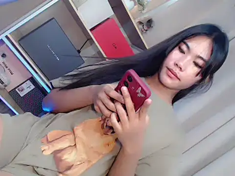 MIASEX980271 online show from May 30, 12:14 pm