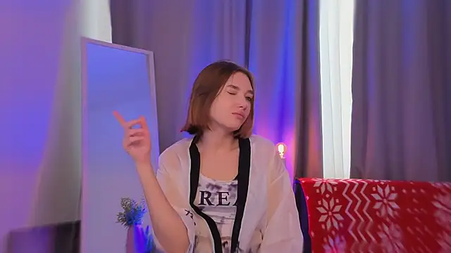 Leyla crsh online show from February 20, 5:17 am