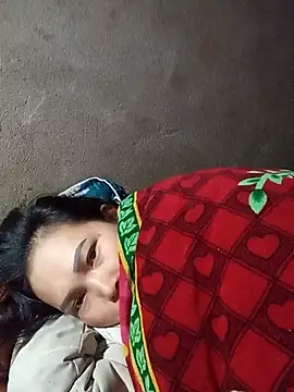 Girl cutee online show from January 6, 8:45 pm