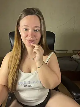 CaramelleSugarr online show from May 3, 9:29 pm
