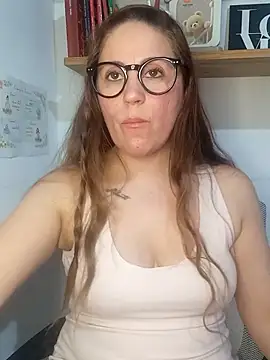 SofiEsteves online show from June 10, 1:54 pm