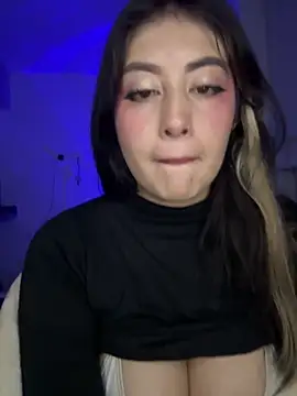 justmariee online show from March 10, 6:28 am