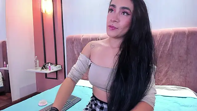 PamelaRed  online show from March 4, 8:48 pm