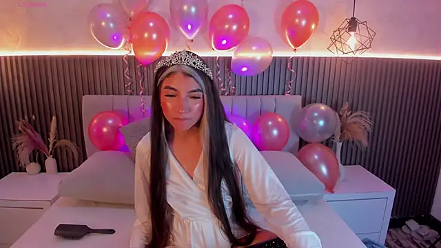 CharloteBrown  online show from January 16, 4:19 am