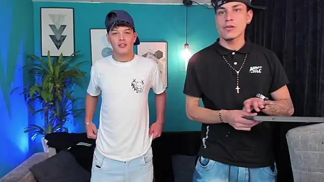 Oficial KingOfHeavens online show from December 19, 8:45 pm