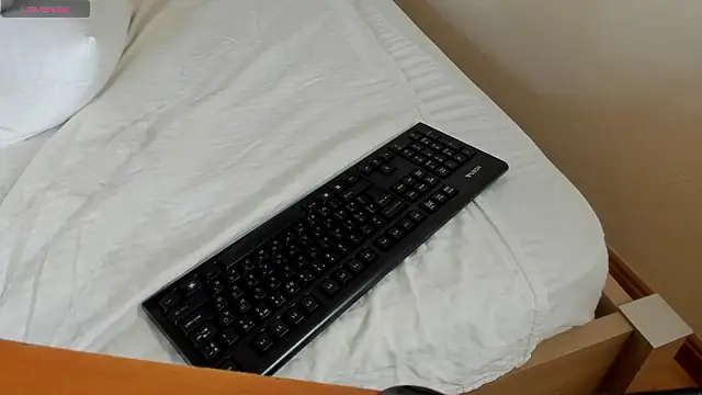 dianakim08 online show from March 4, 7:26 am