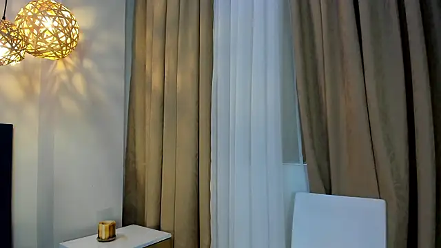 GahiaBelucci online show from February 3, 11:59 am