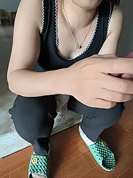 Sweet-Berryy online show from June 6, 11:33 pm