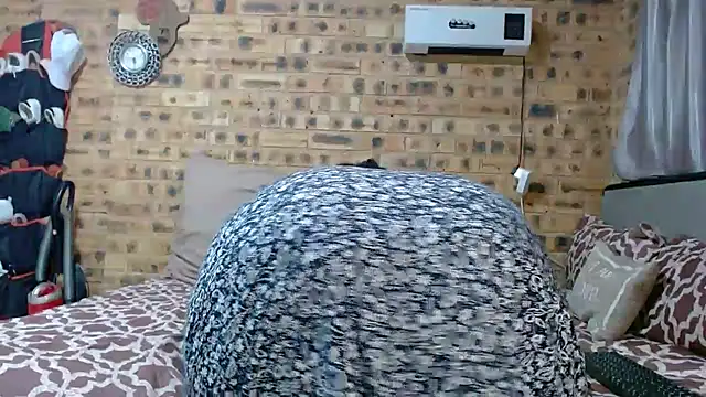 AFRICANBOOTYLICIOUS online show from July 16, 10:58 pm