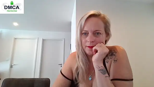 Miss-Chupagirly online show from June 30, 12:48 pm